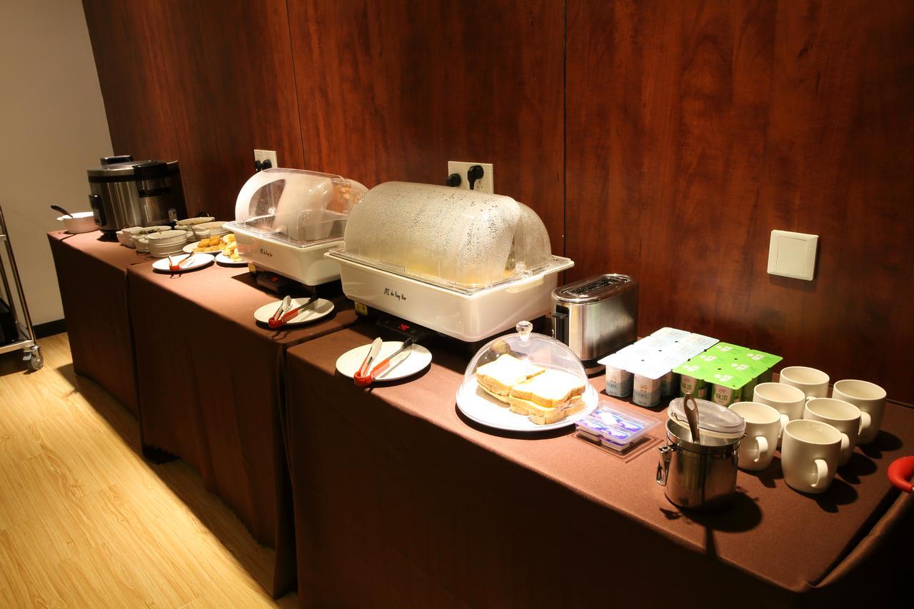 Weijing Express Hotel Changshu Экстерьер фото