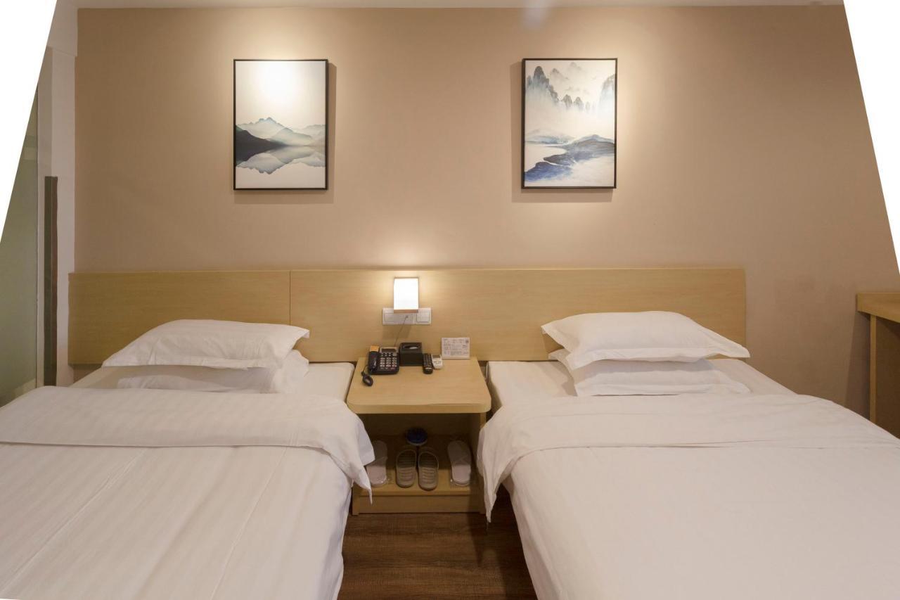 Weijing Express Hotel Changshu Экстерьер фото