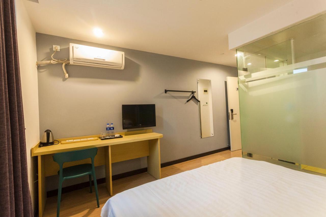 Weijing Express Hotel Changshu Экстерьер фото